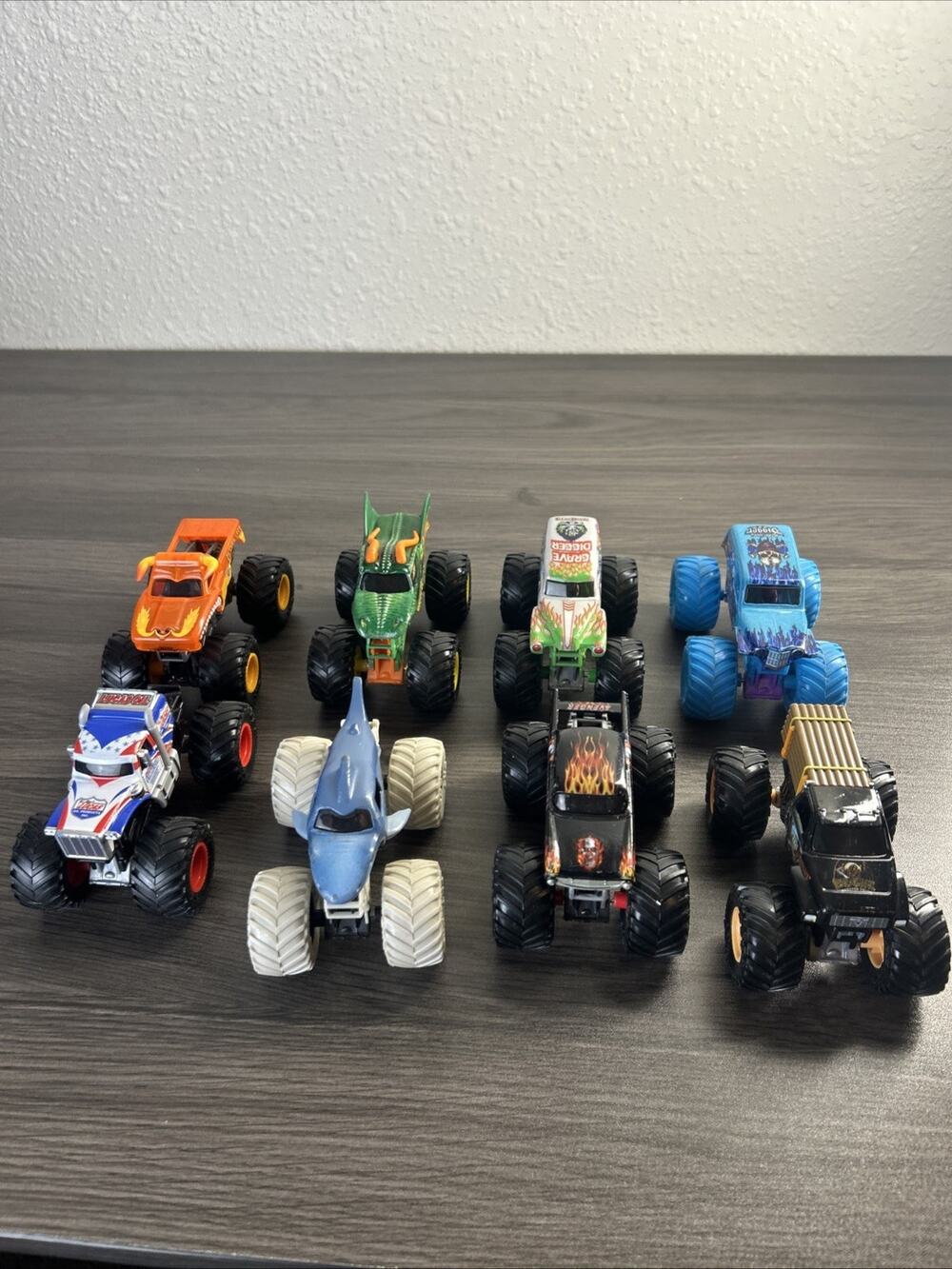 Monster Jam 2024 Truck Lot 8 Grave Digger Megalodon Dragon El Toro Loc